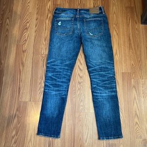 AMERICAN EAGLE AIR-FLEX + TEMP TECH ATHLETIC SKINNY JEANS